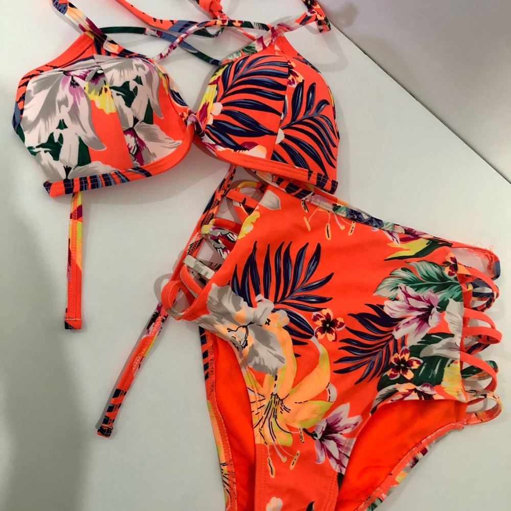 Tropical 2 piece bikini